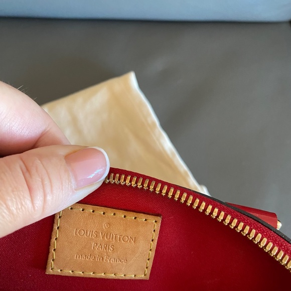 Louis Vuitton Alma BB - Picture 11 of 13